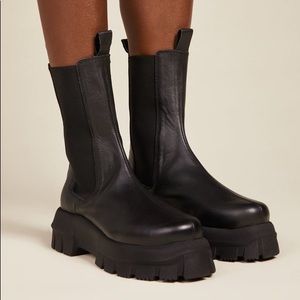 Intentionally Blank Croft Black Combat Boots